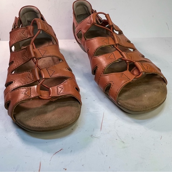 Earth Orgins 11w - Picture 2 of 13